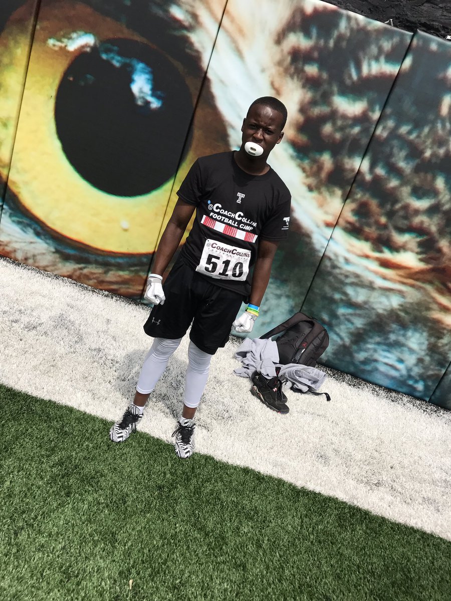 NasThaaGod2's tweet photo. I'm Working💫🐐#DMMonSTAR😈 #UpcomingSophmore💯 https://t.co/nEcem6hras