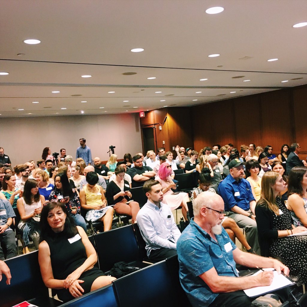aigact's tweet photo. Full house for Paula Scher and Eddie Opara! @pentagramdesign #aigact #designinct https://t.co/11fl2Qwj2i