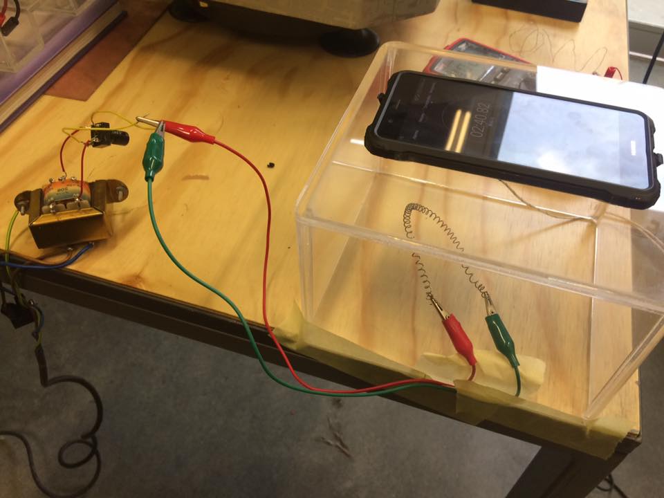 BioHackingCol's tweet photo. Construyendo todo nuestro #BIOHackLab hoy avanzamos en la digitalización de nuestro Shaker, ingenio @ITM_Medellin en @Exploratoriomed https://t.co/TqO7ev4A93