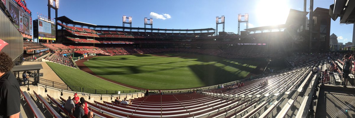 CoachBillLang's tweet photo. #CoMotoMD. First stop, the Lou. #ShowMeBaseball https://t.co/SsqrpXZL1f