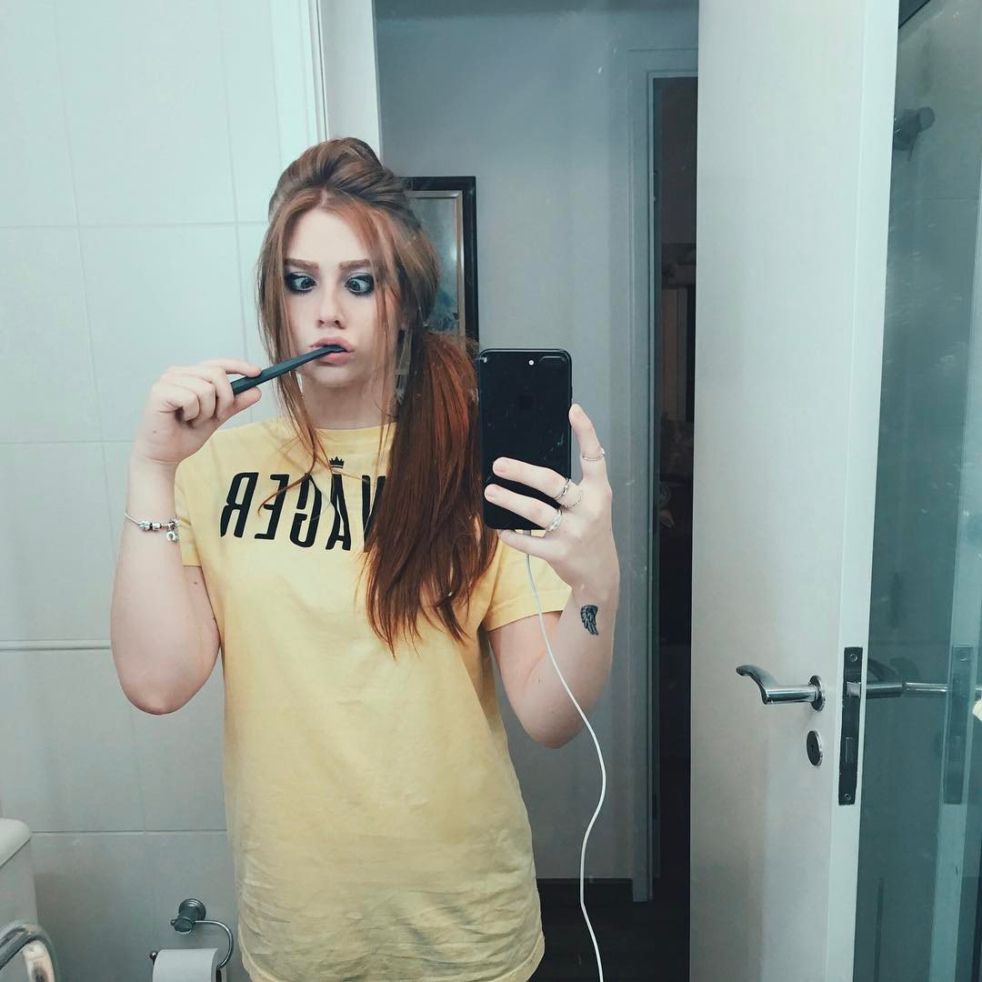 92FEMALEMONSTER's tweet photo. 😥 Quelqu'un me donne un peu de sommeil. https://t.co/ixgM63nbgr