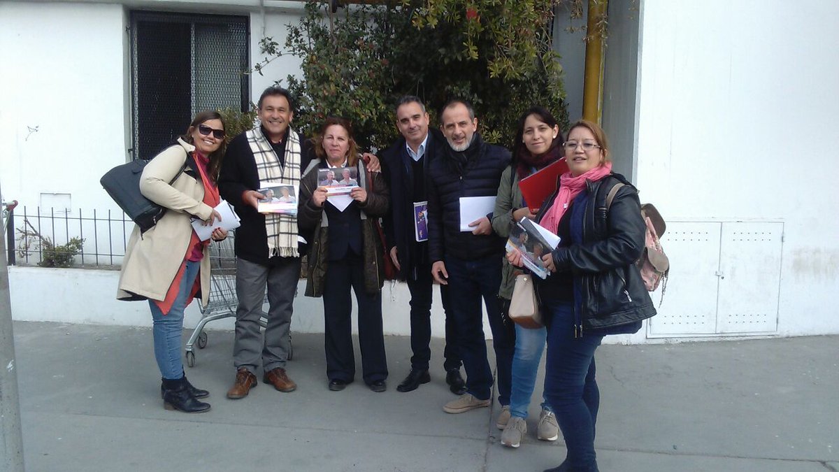 VeroLapilover's tweet image. #David2017
Hoy recorrimos el Bo.Centro, escuchamos a los vecinos y entregamos 800 folletos.
#CambiandoJuntos