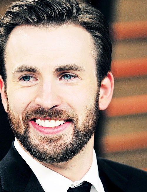 Happy 36th Birthday Chris Evans! 