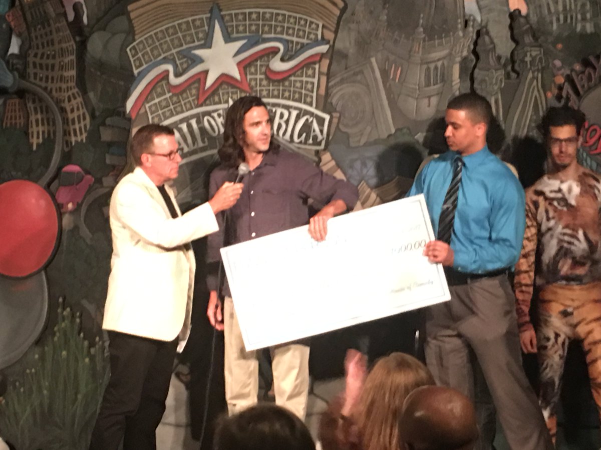 Congrats to our winner <a href="/oneleafclever/">James Wells</a> for winning this years Funniest Person <a href="/HouseOfComedyMN/">House of Comedy</a>. Congrats James! #drinkdinelaugh
