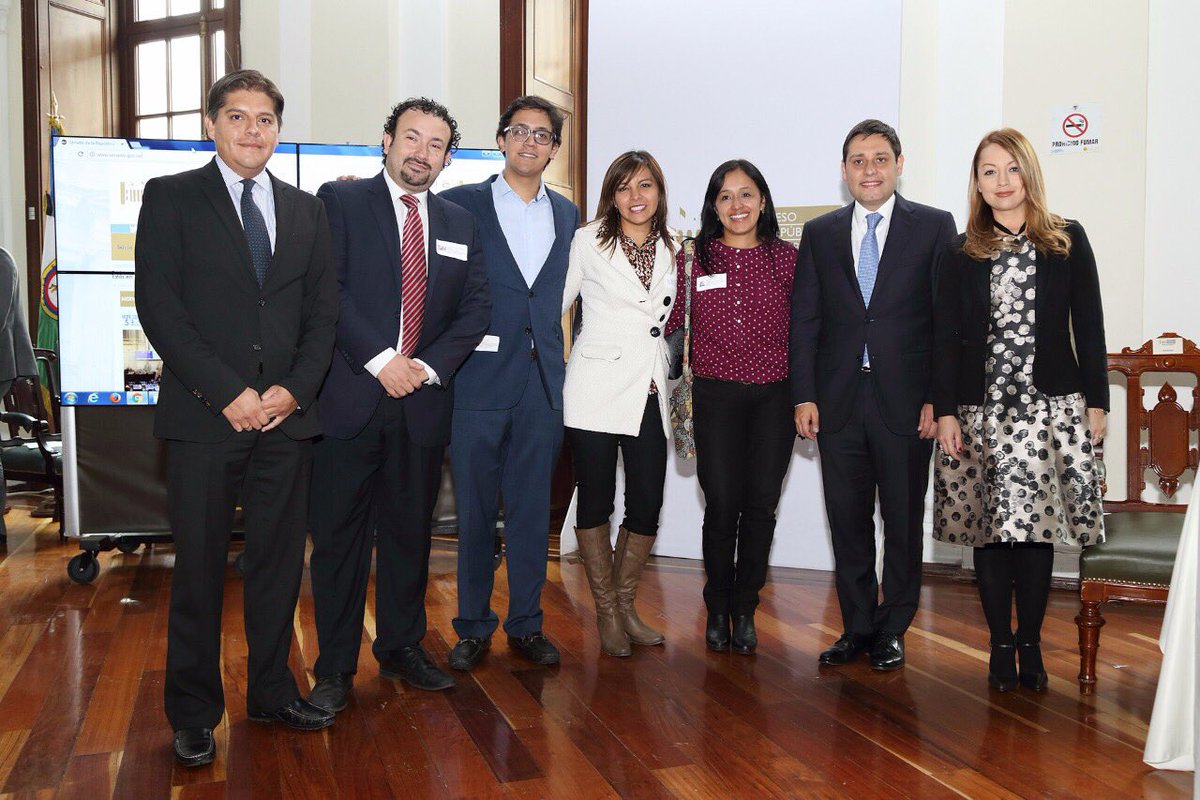 oscarg777's tweet photo. El valor de los #DatosAbiertos está en su uso,    #Visualizaton datos @SenadoGovCo https://t.co/Jcz4JERca8