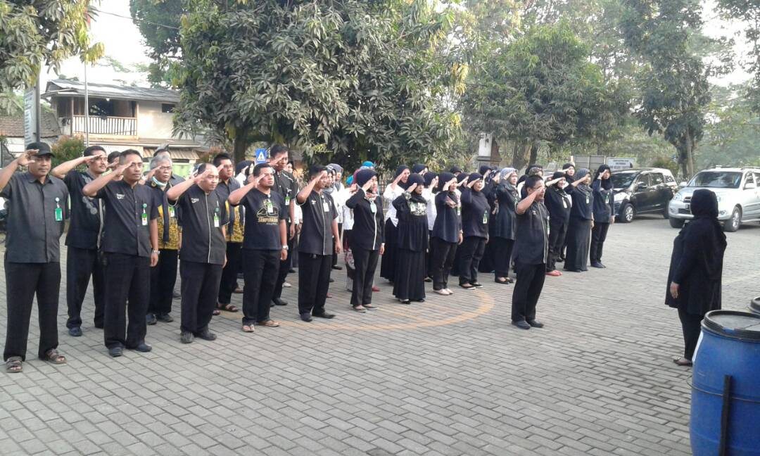 Apel pagi tanggal 14 Juni 2017 <a href="/dkk_purwakarta/">Dinkeskab Purwakarta</a> <a href="/DediMulyadi71/">Kang Dedi Mulyadi</a> @BKPSDM_PWK