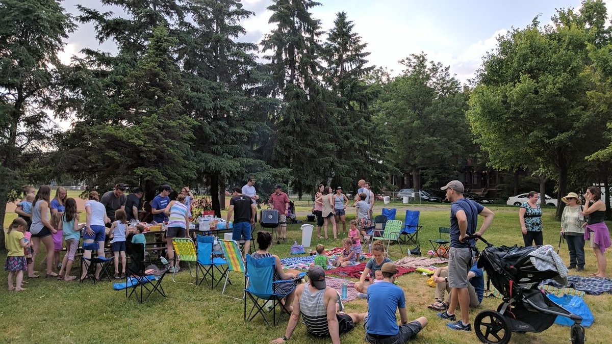 trinitycc's tweet photo. First Summer Social hosted by the Dewey Community Group at #WebsterPark. #SummitU #STP https://t.co/7cZ1XfwlmZ