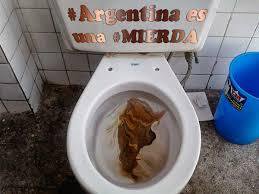 bremeandrea's tweet photo. @clarincom Se suicidaron por lo mismo por lo que yo me suicidaré si no logro quedarme en Europa. Esta #Argentina de #MIERDA menosprecia el conocimiento https://t.co/rCyPSwPaa1