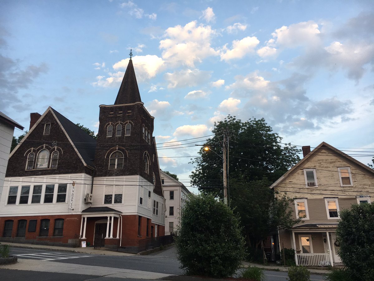 artistjuliepepp's tweet photo. #workshop13 630pm Tuesday #yoga and #meditation was awesome #chill-out! #90+ degrees in Ma.๐ฅ๐ฅ๐๐ https://t.co/GJ8DuDWgdX