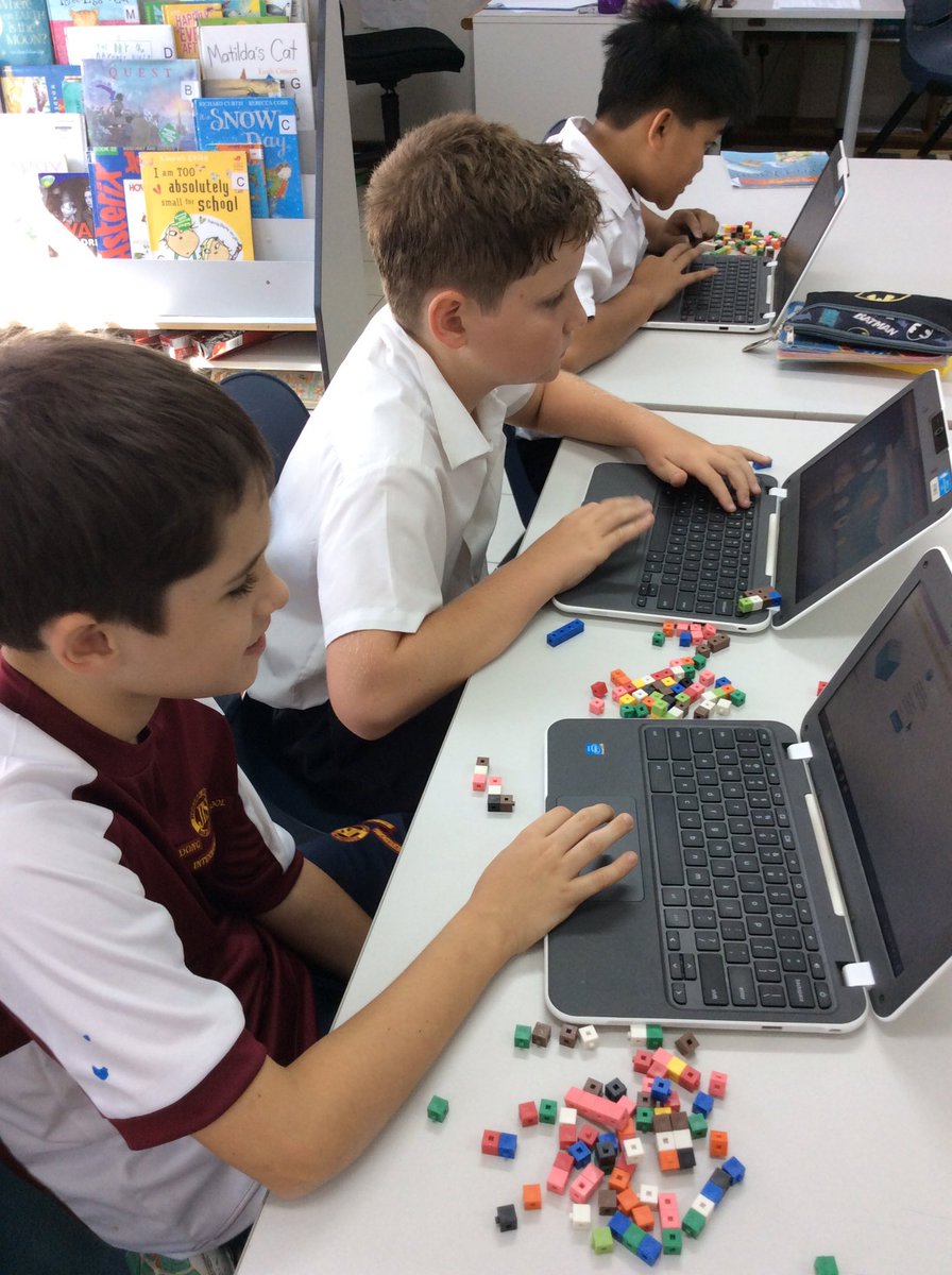 JIS5M's tweet photo. Busy building cuboids https://t.co/p6WXEW8yB6