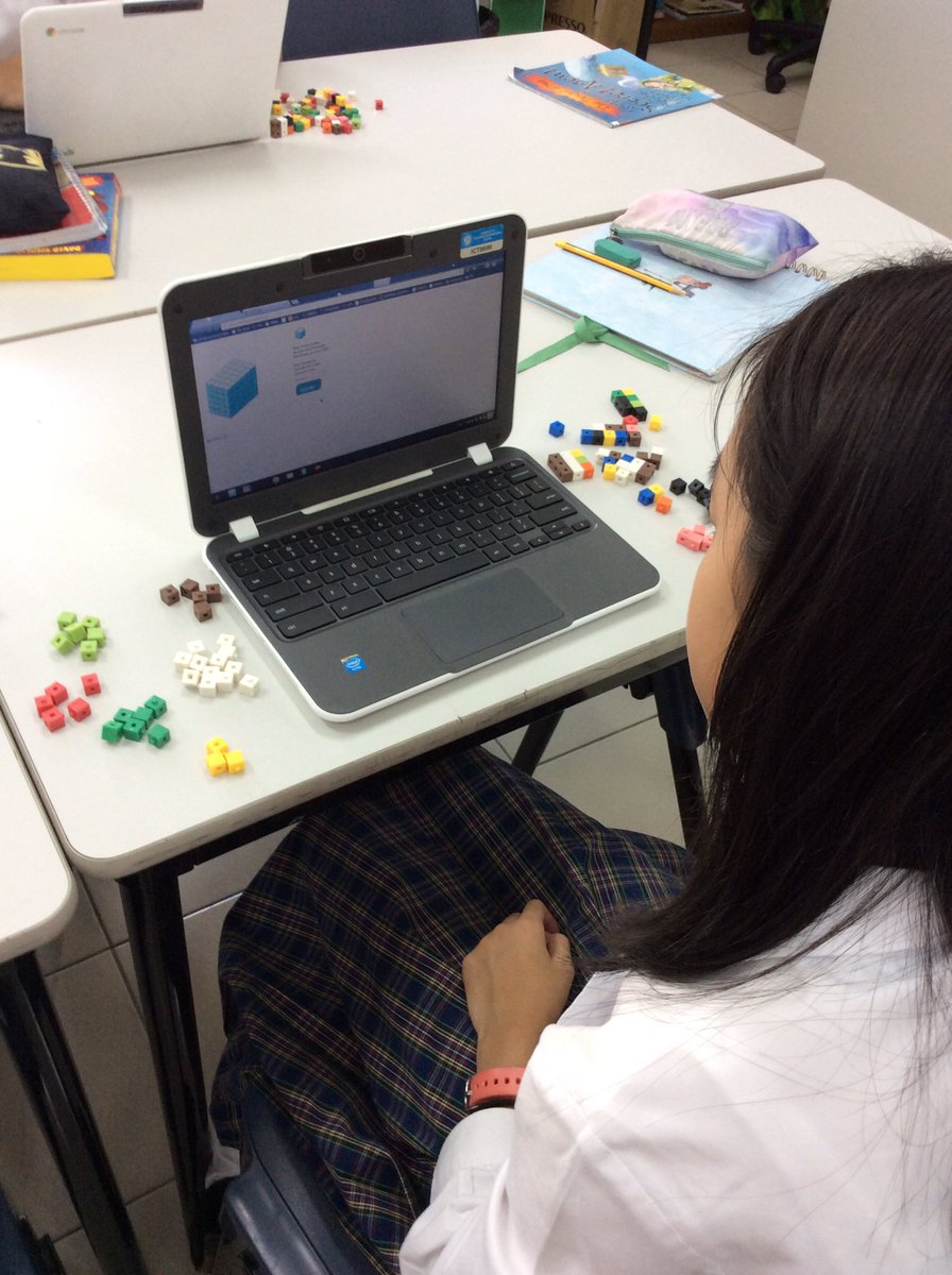 JIS5M's tweet photo. Busy building cuboids https://t.co/p6WXEW8yB6