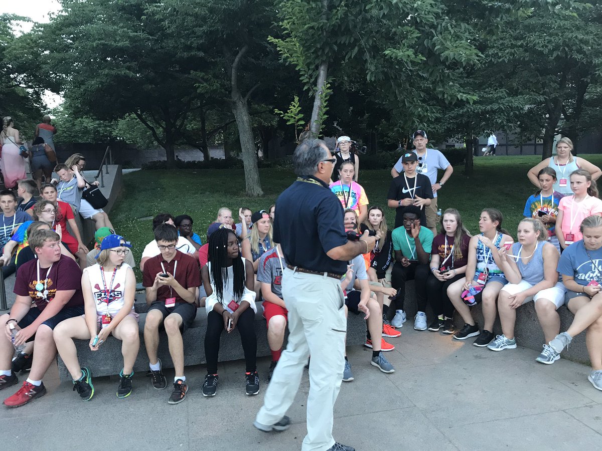 kdoubleya's tweet image. MLK, FDR &amp;amp; T-JEFF memorials.
#SalkDC2017