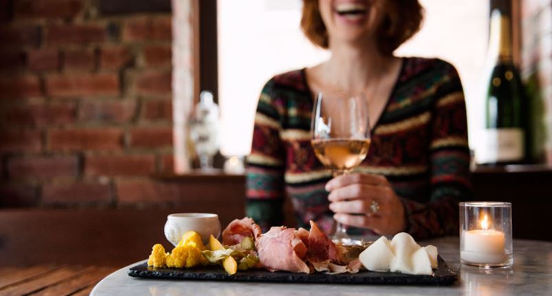 VisitKC's tweet photo. Craft and cool define @Westport_KC, making this neighborhood a #ThreeStopHop you can't miss: https://t.co/Nfv0VNxEhI https://t.co/477L5SIP61