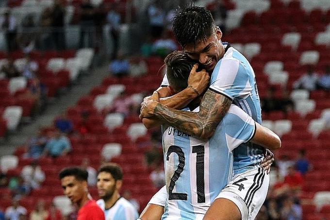 thenewpaper's tweet photo. Argentina just too good for Singapore #SINARG https://t.co/3fw0s5RcYG https://t.co/1uS4LwLTmv