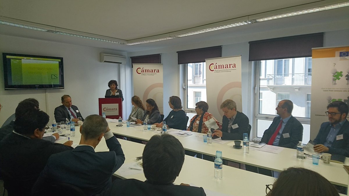 CamaraBelux's tweet photo. Patricia Cuba-Sichler de @DS_AVOCATS explica el marco jurídico para las inversiones extranjeras y las oportunidades en #InvestPeru https://t.co/4SV4hKFFU4