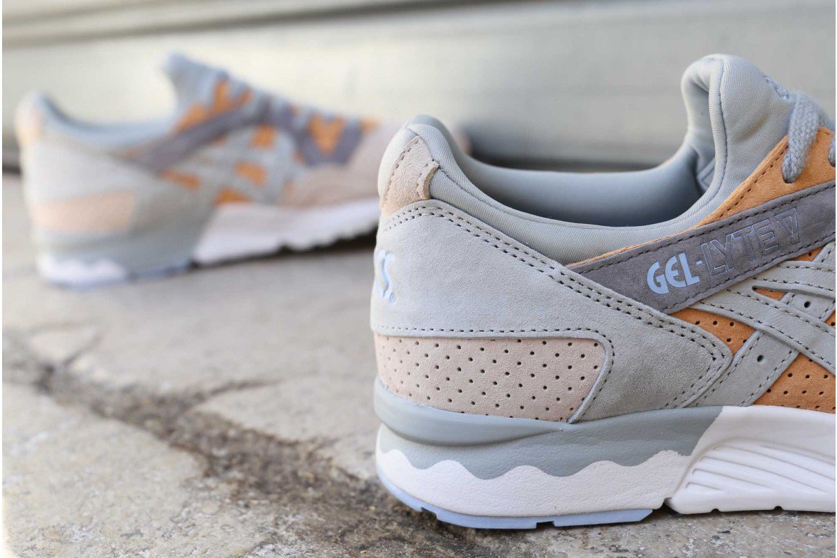 asics gel lyte v apricot nectar