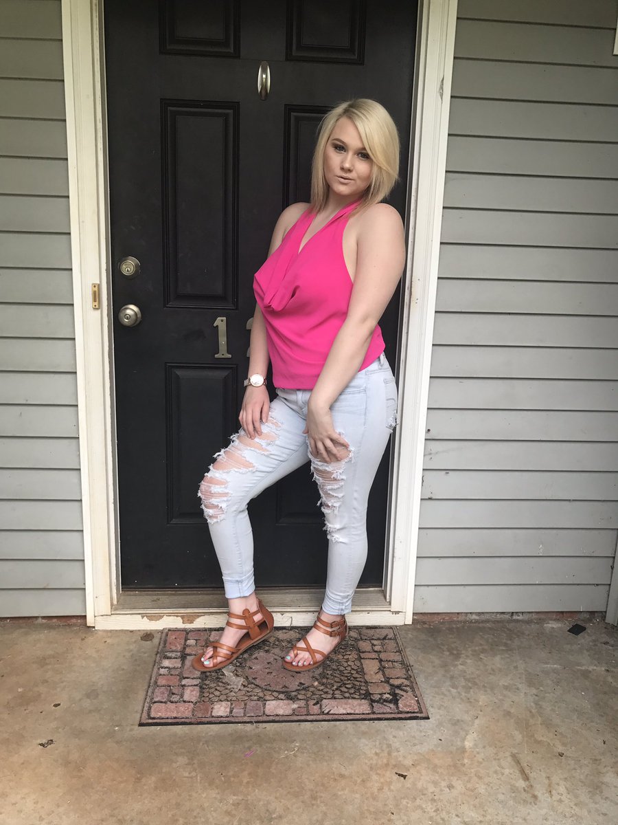 Alexiss__26's tweet photo. 💋 ion need nothing else but youu 💋 https://t.co/VWzEk8Evmg