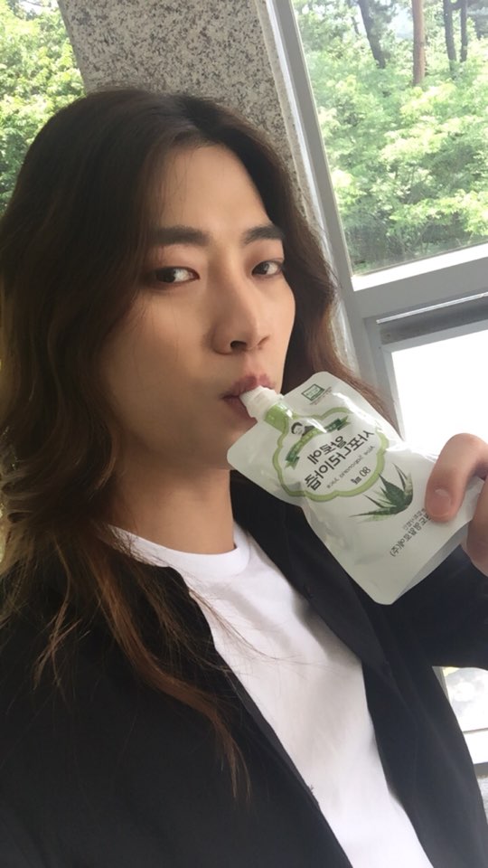 남녀노소 좋은 #사포나리아즙!
다이어트, 피부미용에 최고인 사포나리아!🥒🥒🍃⛹🏻 ♀️
-
운동 후에 한팩 어때요? 🤤👍🏻⛹🏻 ♀️❤️

*국내 최대 사포나리아 단일 농장 <#권도영알로에> 
네이버에 권도영알로에를 검색하세요! 🤗
#운동 #헬스