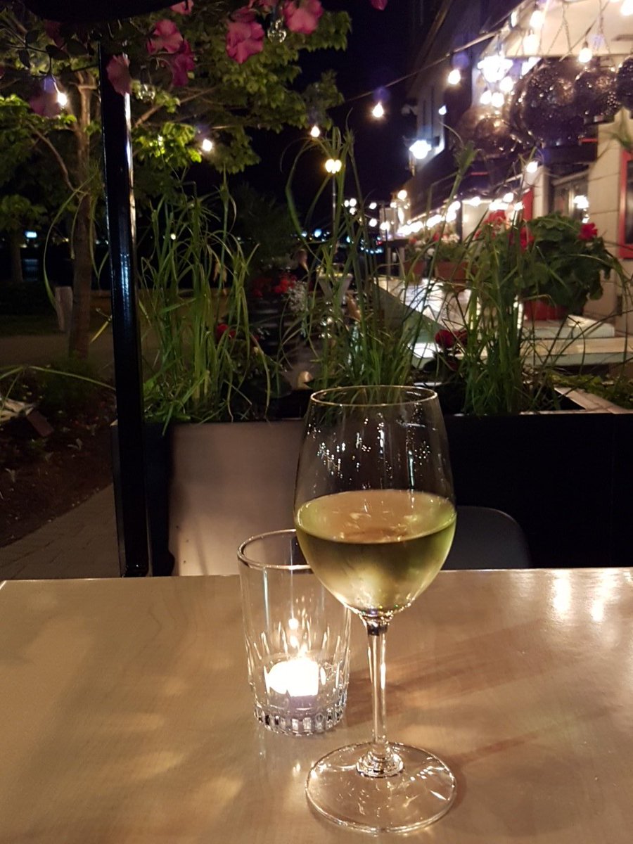deb_fitness's tweet photo. End of shift #reward #champagne @BarLittleOak @DowntownHalifax #patioweather #summershere https://t.co/uTrIb2dKAL