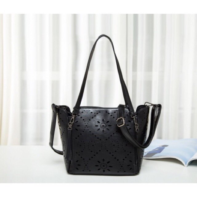 ningroom_'s tweet photo. Saya menjual ... seharga Rp202.000. Dapatkan produk ini hanya di Shopee! https://t.co/wmkdBLUIfU #ShopeeID https://t.co/GiEcQaVXQ3