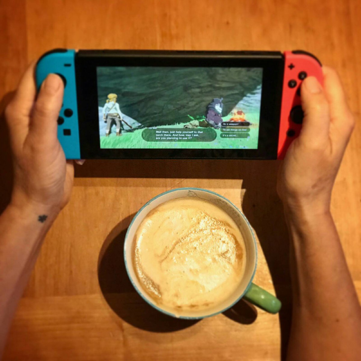 DoublJumpCoffee's tweet photo. Like two peas in a pod 😏. #coffee #gaming #2jumpcoffee
#nightowl https://t.co/rqei8IroFD