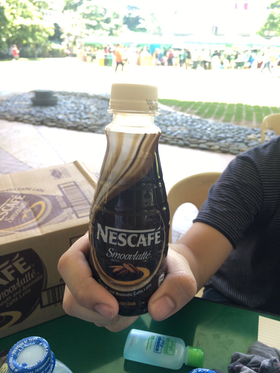 DLSUUnivWeek's tweet image. Buy two bottled waters today and get a free Nescafe Smoovlatté! ✨ #HydrateToHelp