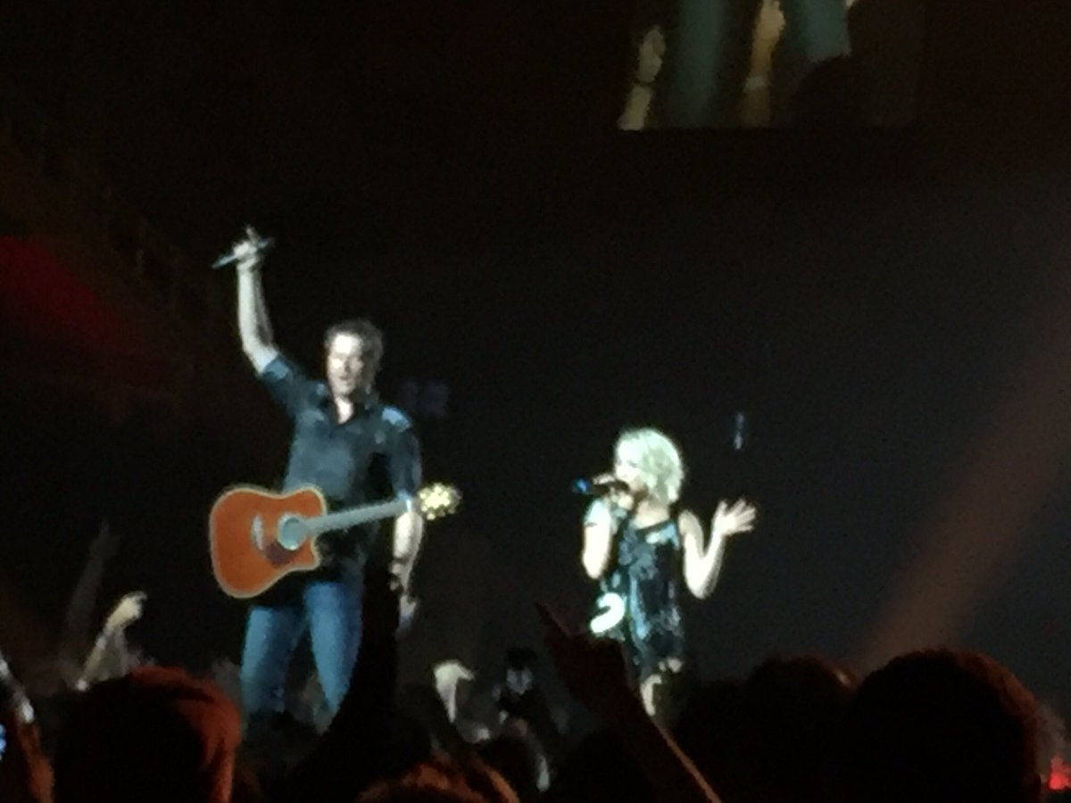 d_deltadawn's tweet photo. @blakeshelton reminiscing about your concert in Fargo.Traveled from Winnipeg for my birthday.Looks like you had fun in Nashville on the wknd https://t.co/tkyNyVWOyw