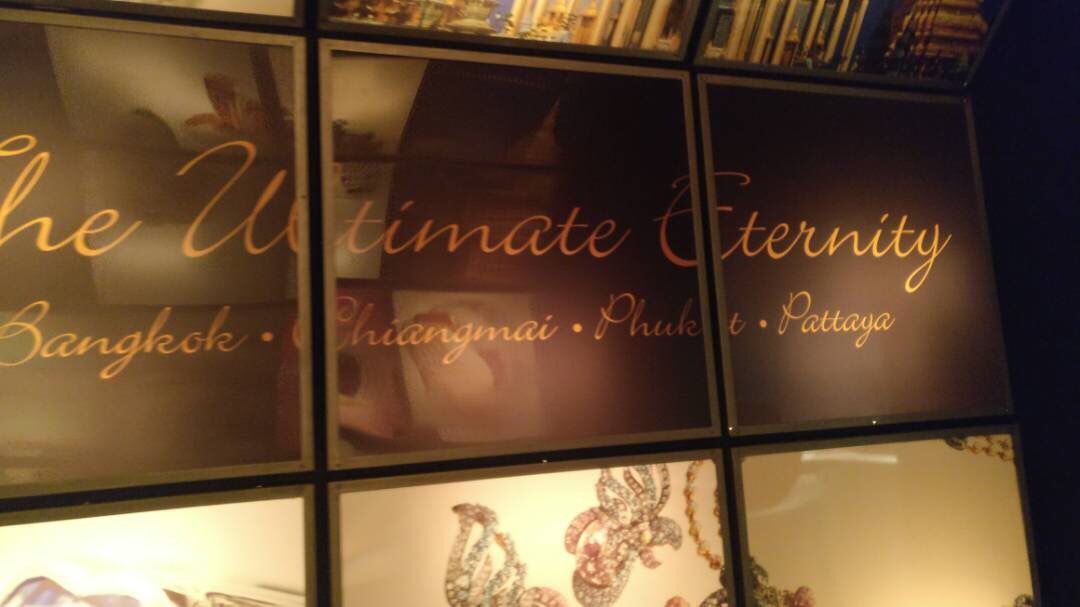 SpectacularInf0's tweet photo. Want to have the ultimate shopping experience for jewelry products in #Bangkok &amp; #pattaya  visit Gems Gallery 
#gemstones #travel https://t.co/UzU6FNAV3Q