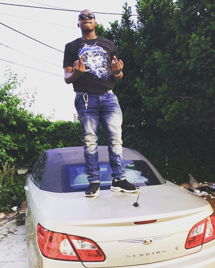 hello12256's tweet photo. Still screaming ๐๐พthe other side #longliveBando #longliveSdot https://t.co/riPfd3Y89U