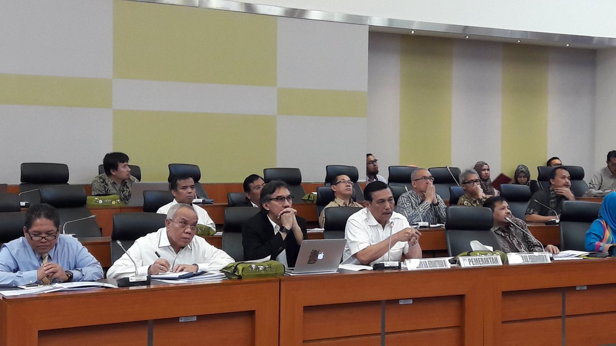 DR. Ir. Hetifah, MPP tweet media