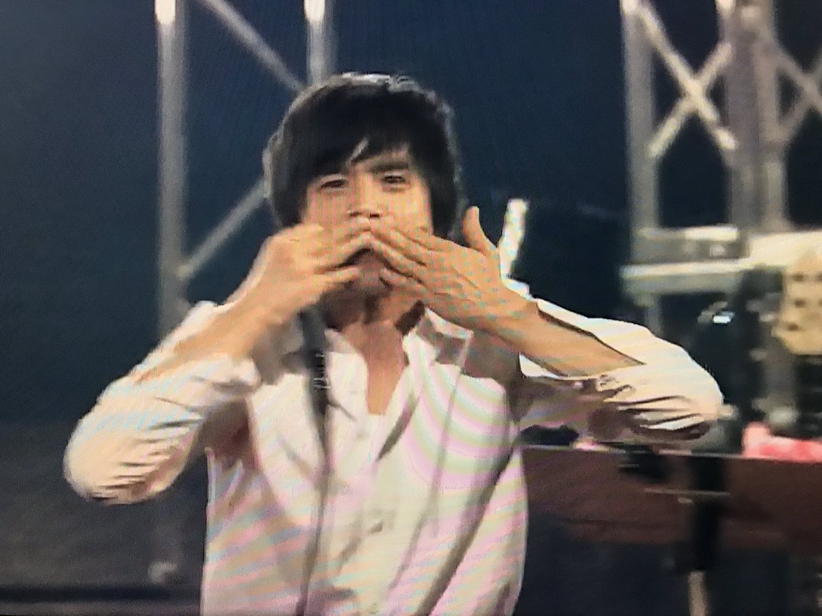 ゆきんこ Twitter Da 遅れましたが 宮本さん お誕生日おめでとうございます 久しぶりに見たエレファントカシマシはビックリするほどカッコ良くパワフルで自分はまだまだ攻めてないなと感じました 51歳なんて信じられない 私も頑張る さぁ 行こうぜ ギター