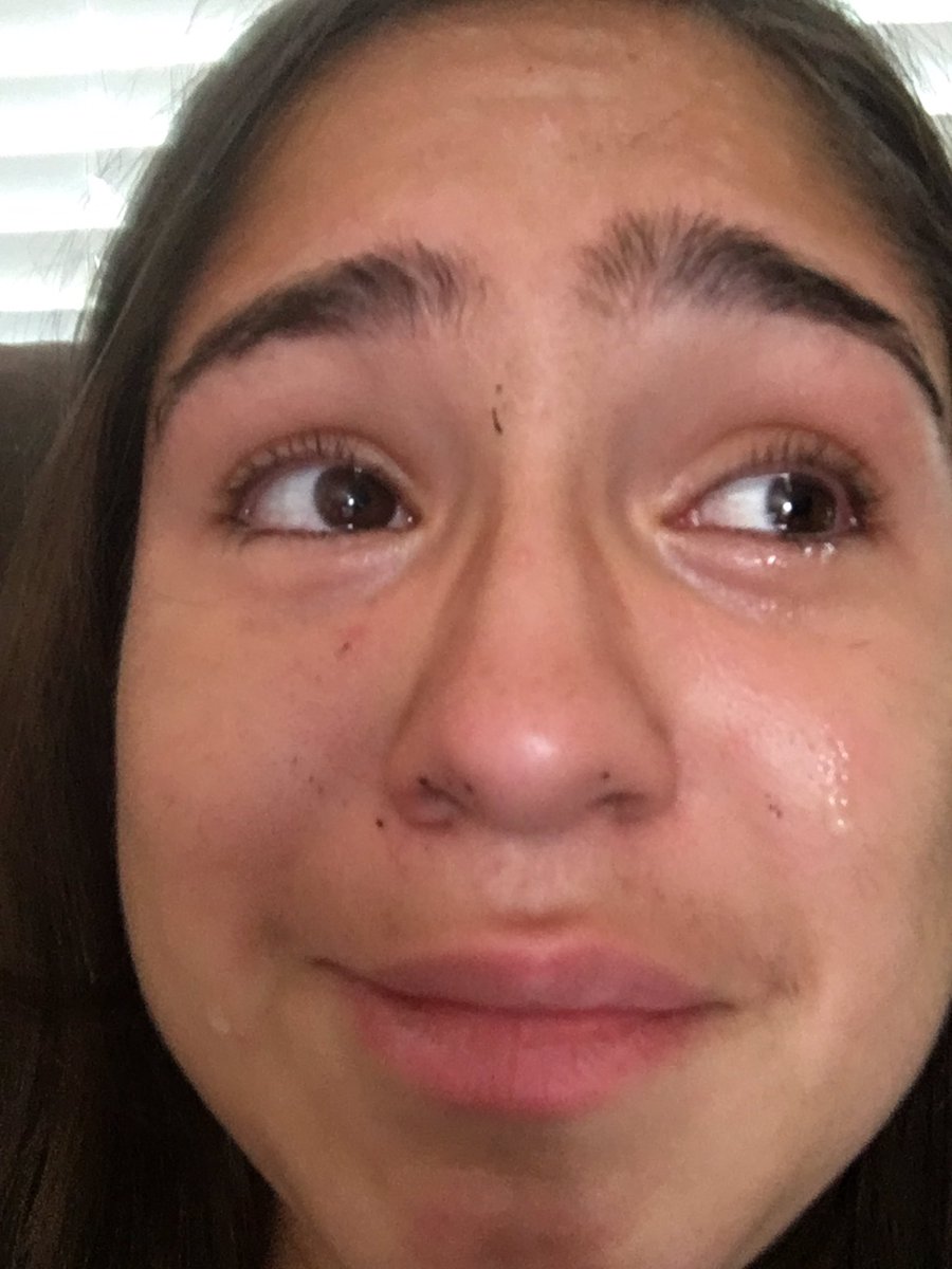 allyymoraless's tweet image. me after watching pretty little liars #EmisonEndgame @shaymitch @SashaaPieterse so great 😭❤️ so blessed to see 2 beautiful ppl be together ✨