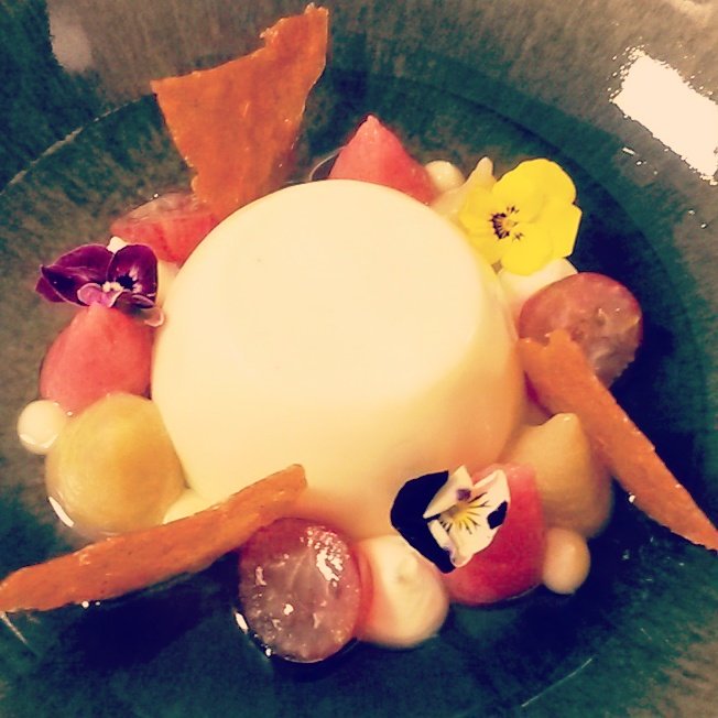 Elderflower Panna Cotta, Gooseberry Consomme <a href="/LussoCatering/">Lusso Catering</a> <a href="/chandco/">CH&CO</a>
