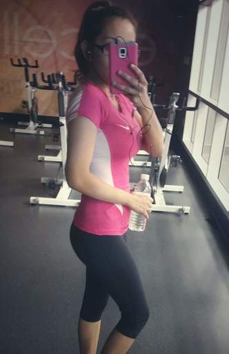 themomlifevlogs's tweet photo. Thanks #AbCuts #ad #ad #AbCuts has been helping me on my fitness journey. Pick it up @ Costco! https://t.co/QhxUr19pYF https://t.co/vJAUr21fU3