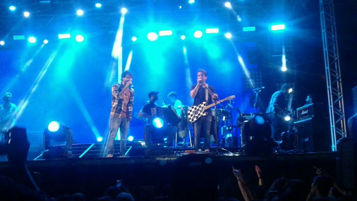 opsmiri's tweet photo. Sobre minha noite <3

Bruninho e Davi em Campo Grande ❤ https://t.co/EqU519AJbY