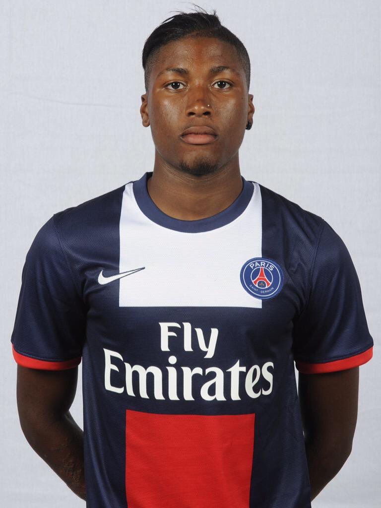 Histoire_du_PSG's tweet photo. 🎂Joyeux anniversaire Romain HABRAN! Notre titi parisien fête aujourd'hui ses 23 ans.🎂 https://t.co/fjv0CzNWQ9