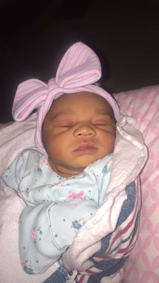 _lexgibson's tweet photo. can we take a moment 😍 my baby girl is so beautiful 💗 https://t.co/bw3JJQyPTf