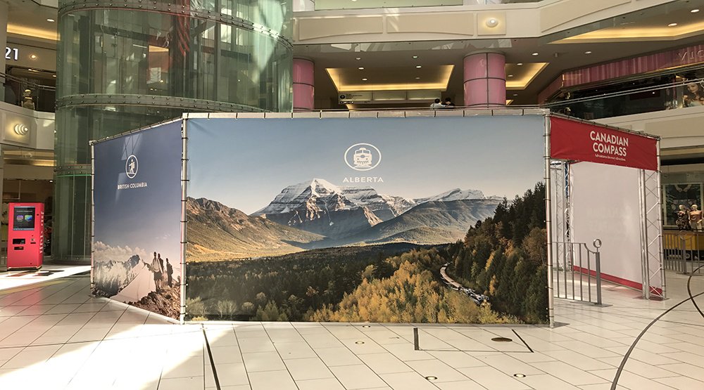 DailyHiveVan's tweet photo. Win a $500 gift card @MetropolisatMet in #Vancouver via @VancityBuzz https://t.co/Jw4s7kTZZR RT to enter! #METCanada https://t.co/ESOYCUcPGU