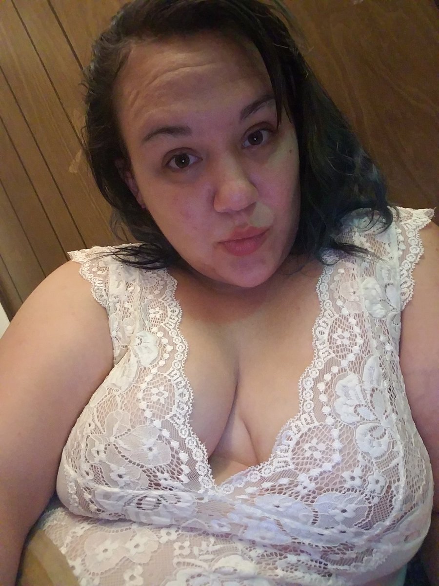 adorably_aly's tweet photo. #spoilme #feedee #fatgirls #bbwchick #thick #thickwomen #thickthigh #thickness #thickwhitegirl #ssbbw #biglips #biggirls #bigbelly #chubby https://t.co/2gQE9e6S54