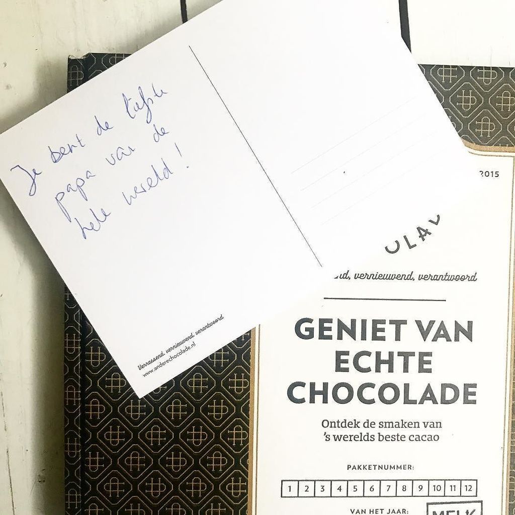 De vaderdagcadeautjes vliegen over de toonbank! Dat wordt een hééle smakelijk zondag voor heel veel papa's 😊💕 #bes… ift.tt/2smMVqr