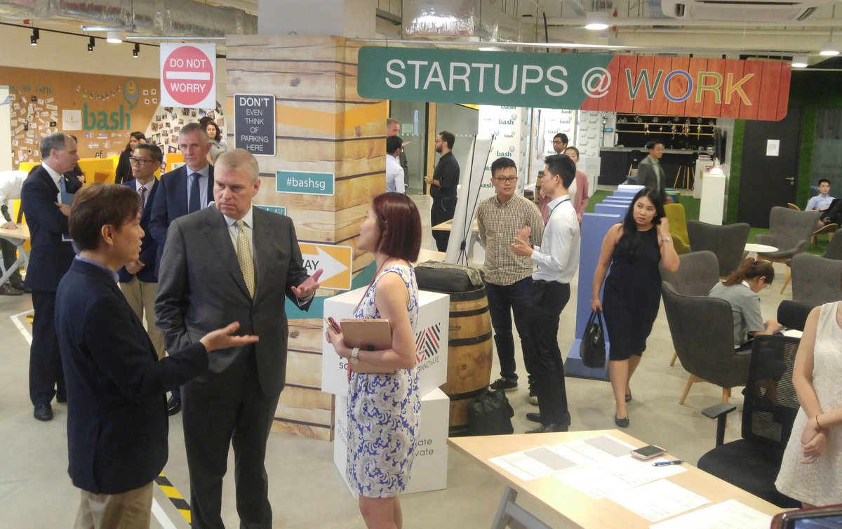 UKinSingapore's tweet photo. .@TheDukeOfYork visited @SGInnovate #bashsg meet promising start-ups to understand their potential & drive. #ScienceisGREAT #UKRoyalSG https://t.co/W0An77xBpP