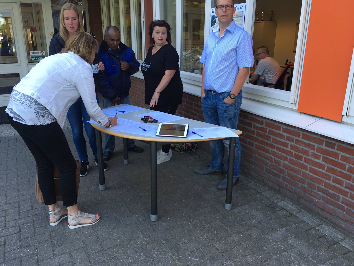Onze school en <a href="/SboDelta/">Sbo Delta</a> gezamenlijk in actie voor @POinactie