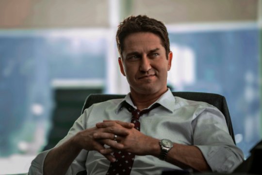 etcetera_blog's tweet photo. A shark's tale in #AFamilyMan aka #TheHeadhuntersCalling: https://t.co/H5bkcRrecQ
#GerardButler #WillemDafoe #GretchenMol #AlisonBrie https://t.co/iR68pagtEw