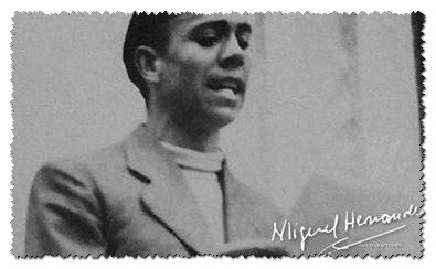 CeipColmenares's tweet photo. Recital poético. Homenaje a Miguel Hernández.
https://t.co/CBjicP4lxI https://t.co/DNDxENJM3H