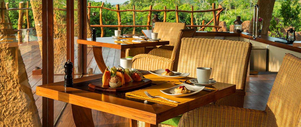 thedine_wine's tweet photo. Enjoy #FineDining in #NauticalThemed #BassesRestaurant at #ChenaHuts
@UgaEscapes 😋 🍽

[https://t.co/PiRK0UuGQp] https://t.co/4NmoVYOqRQ