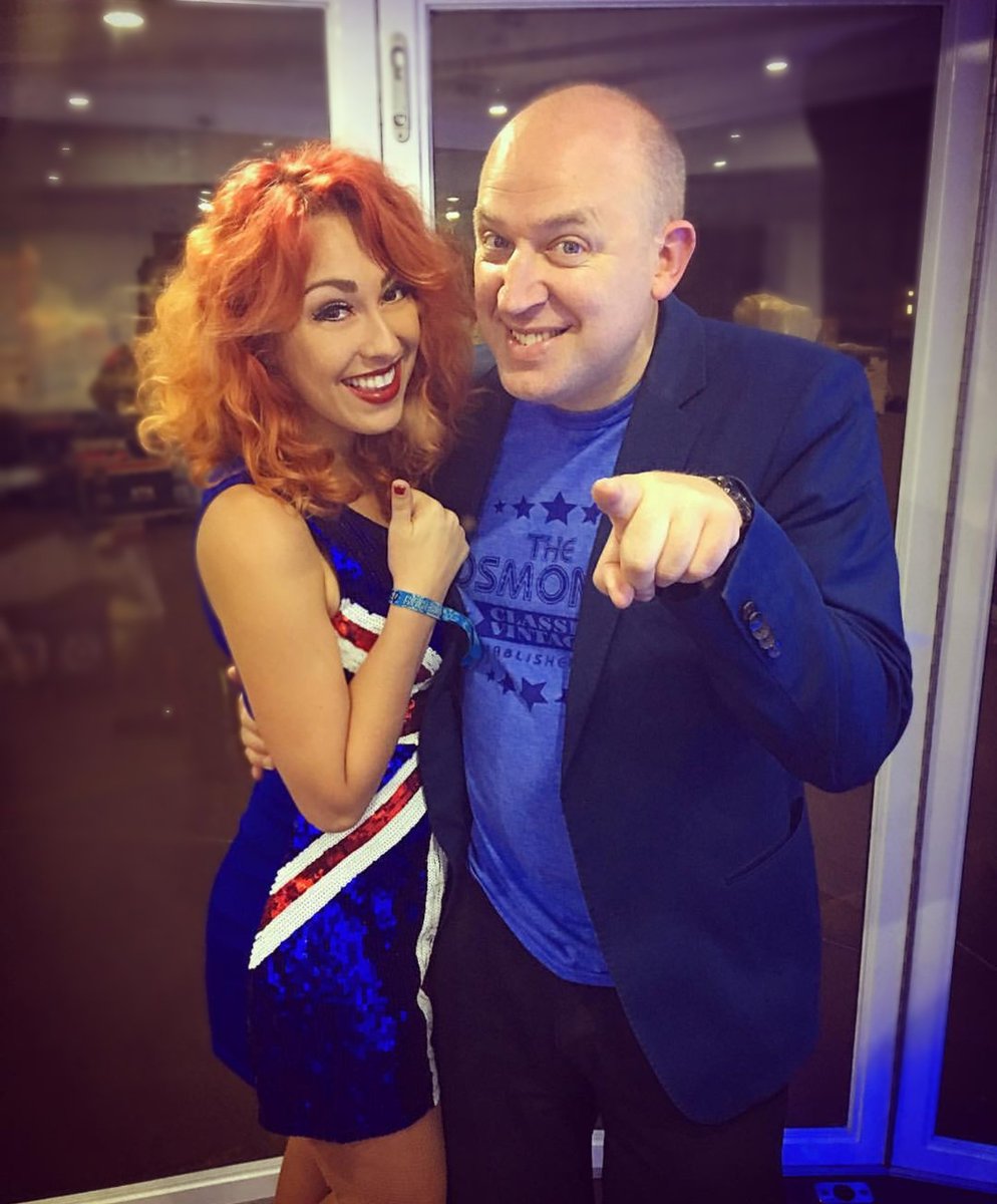 PinkProduction1's tweet photo. Lovely snap of our #Ginger Spice with @RealTimVine ๐ธ #Wannabe #PinkProductions #SpiceGirls ๐ https://t.co/aOfuhCxIWD