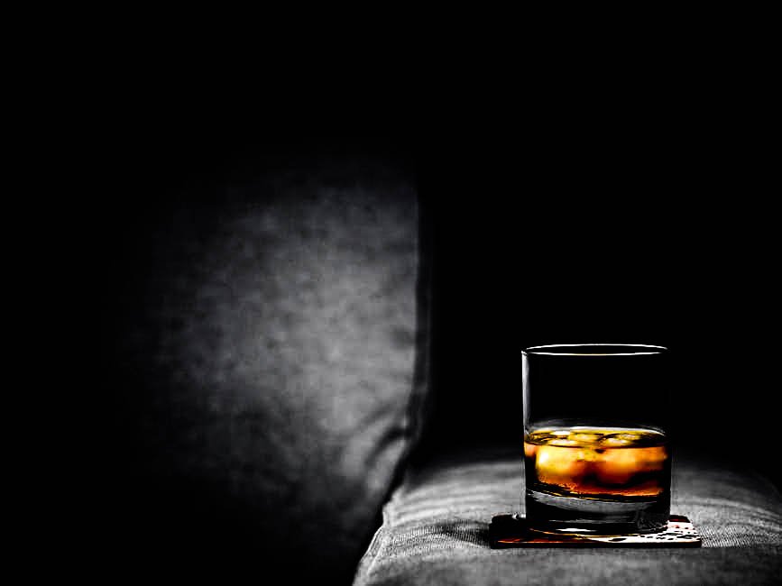 TREAT DAD | Fathers Day is this Sunday - ow.ly/V5Gt30czVNS - #Edinburgh #Whiskey Festival is perfectly timed to be the ideal gift.