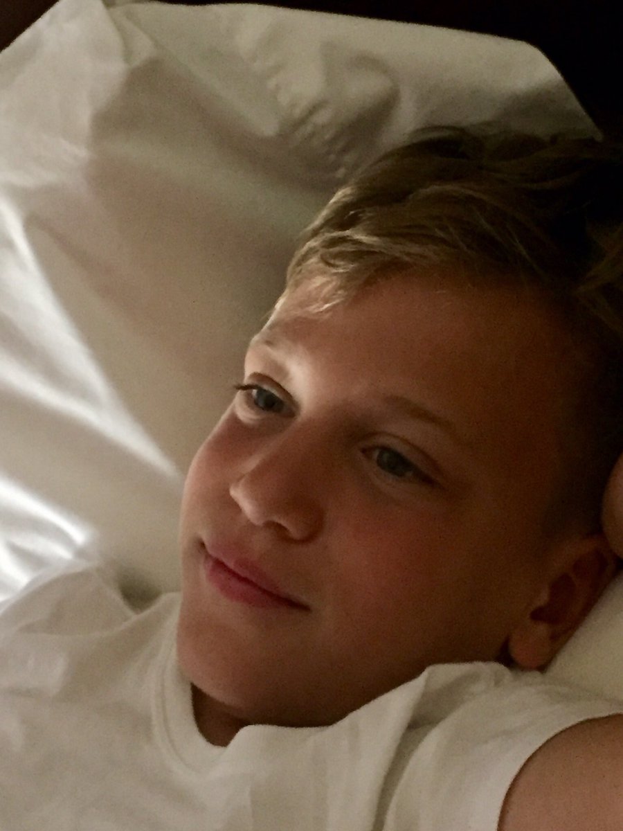 moritapaula's tweet photo. Mi pequeño gran valiente te amo hijo❤️todos con vos 💪💪💪 https://t.co/nucXhWJzUB