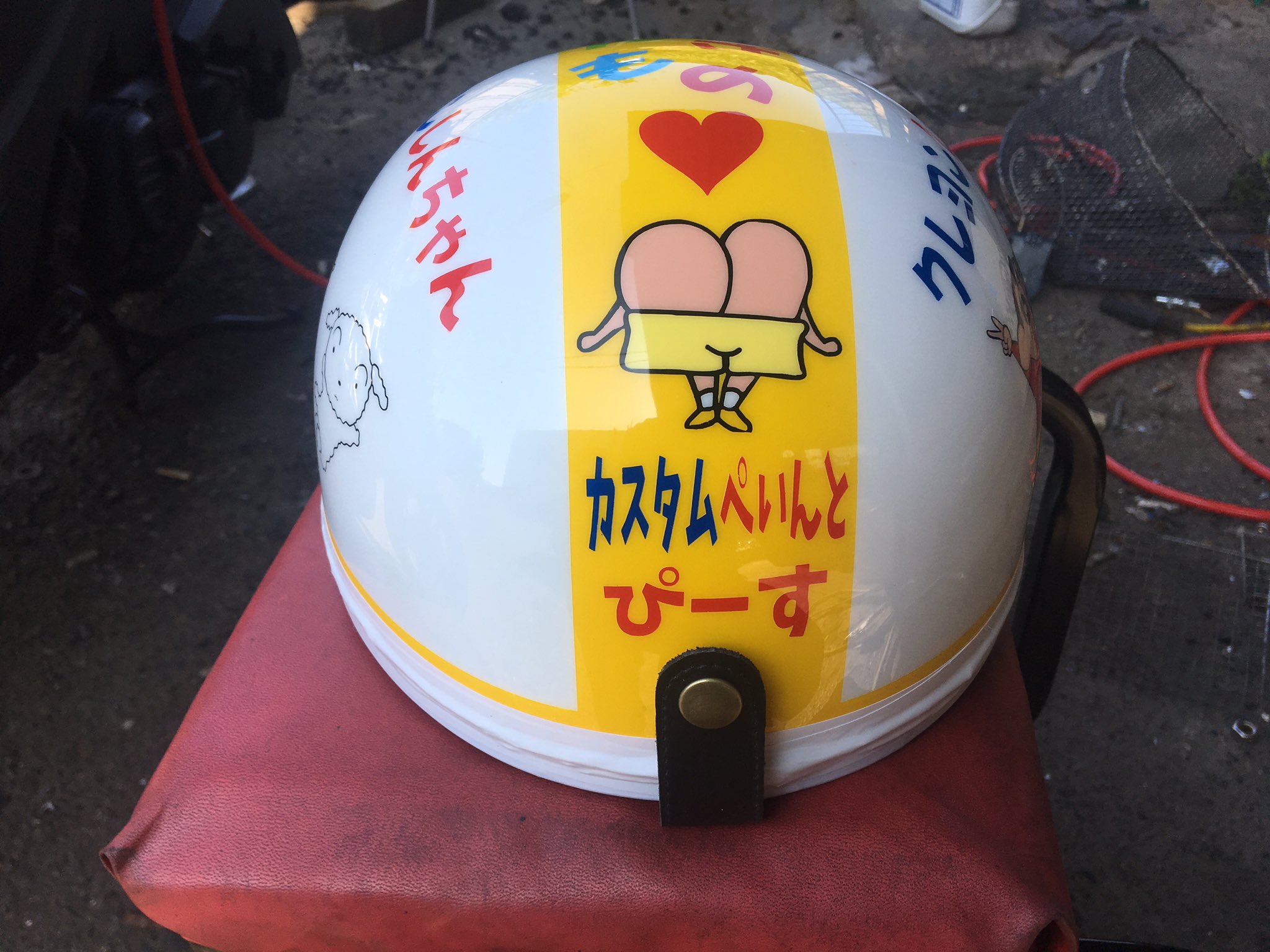 クレヨンしんちゃん ヘルメット