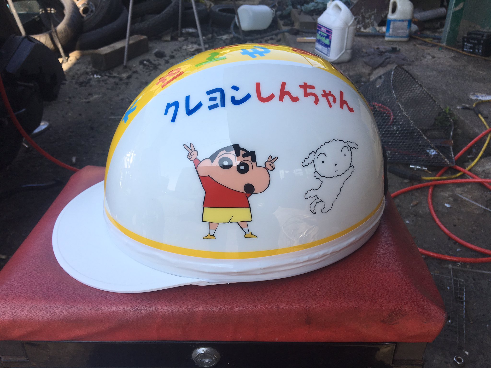 クレヨンしんちゃん コルク半 BIKESHOP IRIS (@paintpeace0507) on X: 